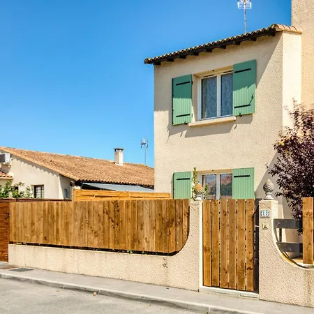 アパート La Boite A Sel エーグ・モルト